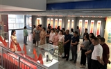 經(jīng)濟(jì)管理系黨總支開展參觀“紅色文化藝術(shù)館”，獻(xiàn)禮建黨100周年活動(dòng)